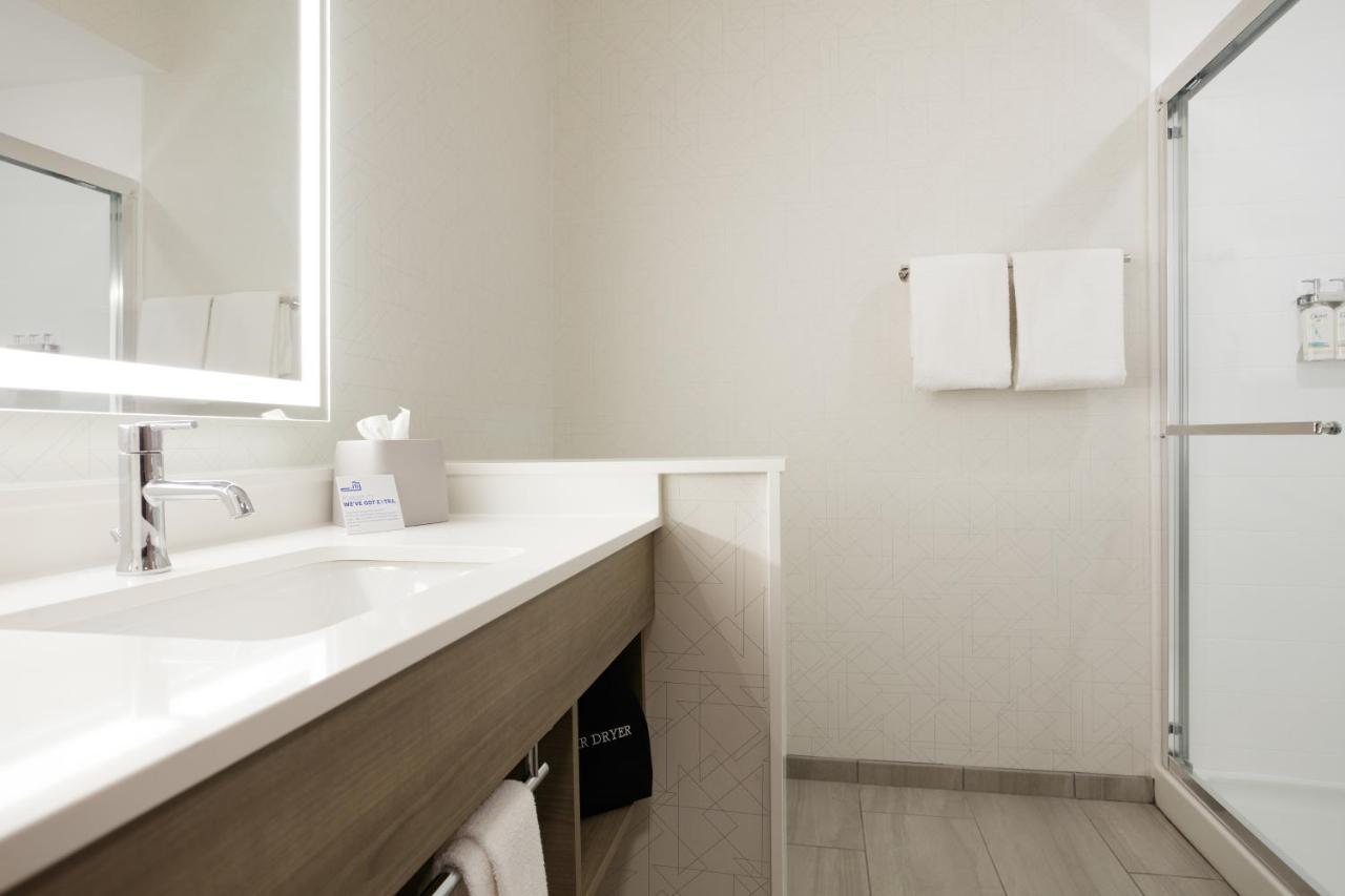 Holiday Inn Express Fremont By Ihg Kültér fotó