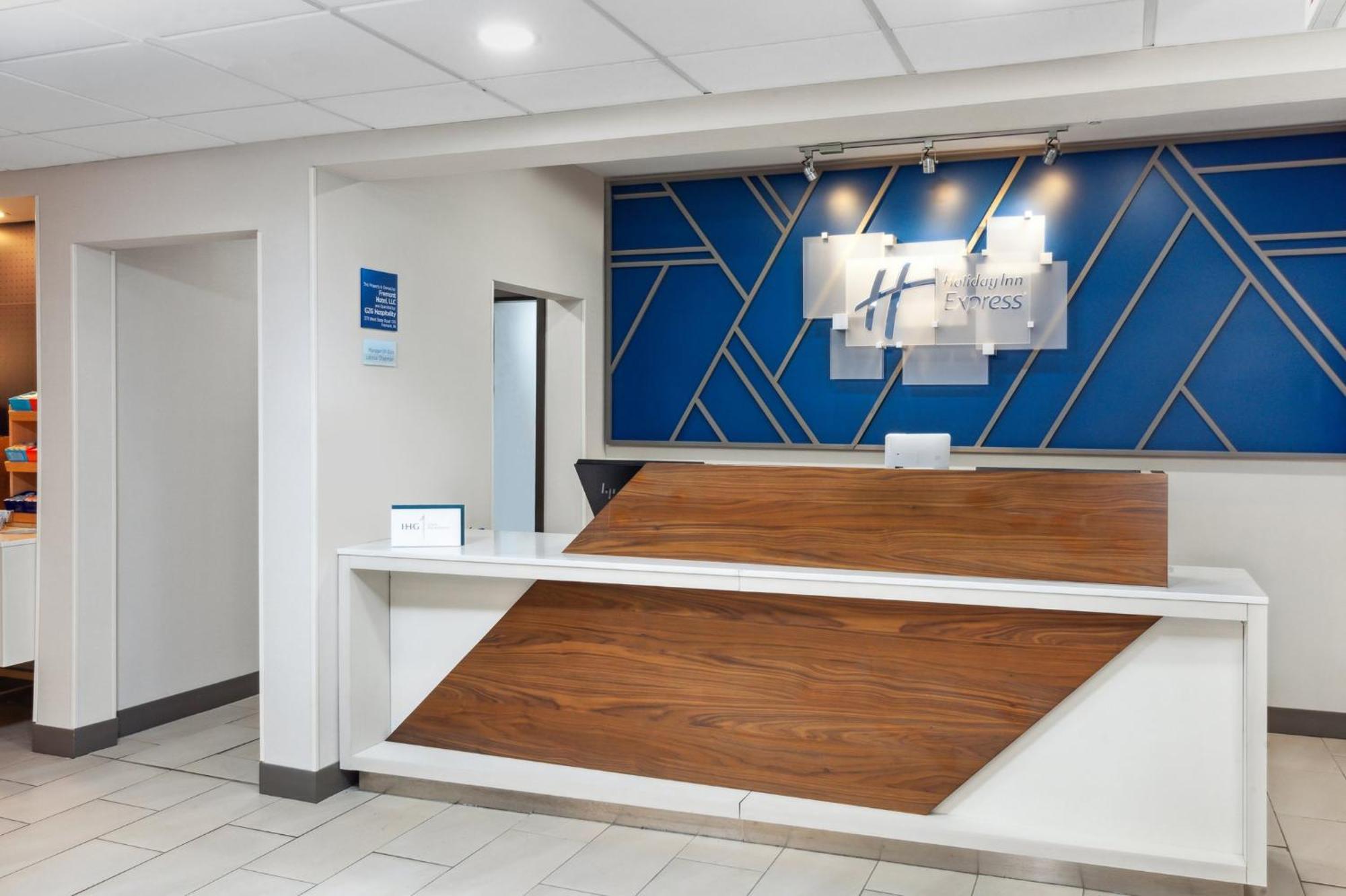 Holiday Inn Express Fremont By Ihg Kültér fotó